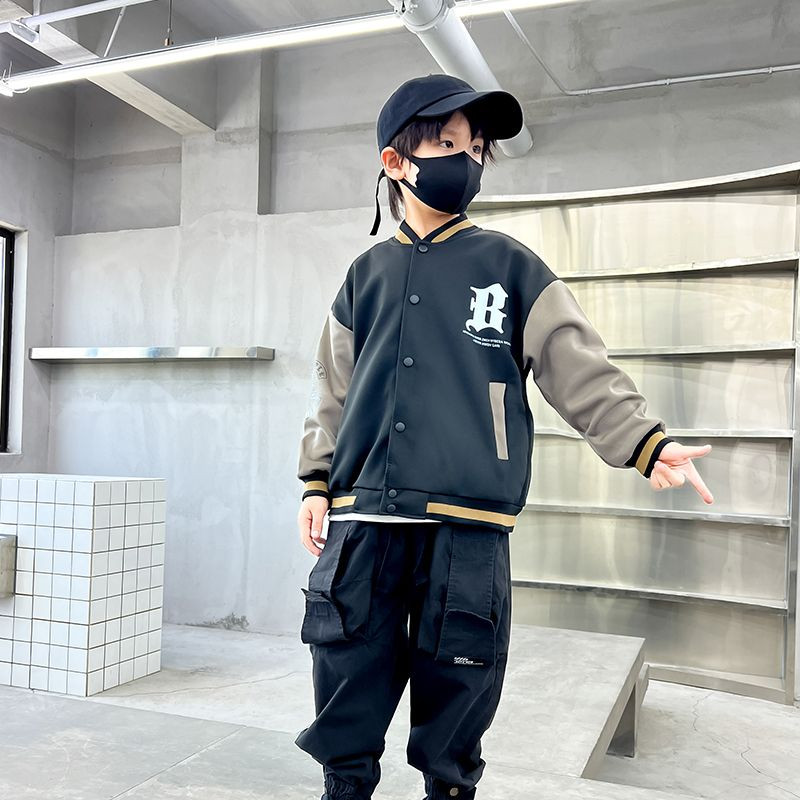 Μπουφάν για μπέιζμπολ για αγόρια Άνοιξη Φθινόπωρο 2023 Παιδικά Νέο Παλτό Μόδα Ρούχα Ολόσωμη λαιμόκοψη Ολόσωμη μανίκια Ένδυση με τυπωμένο γράμμα μαζεμένα εξωτερικά ρούχα