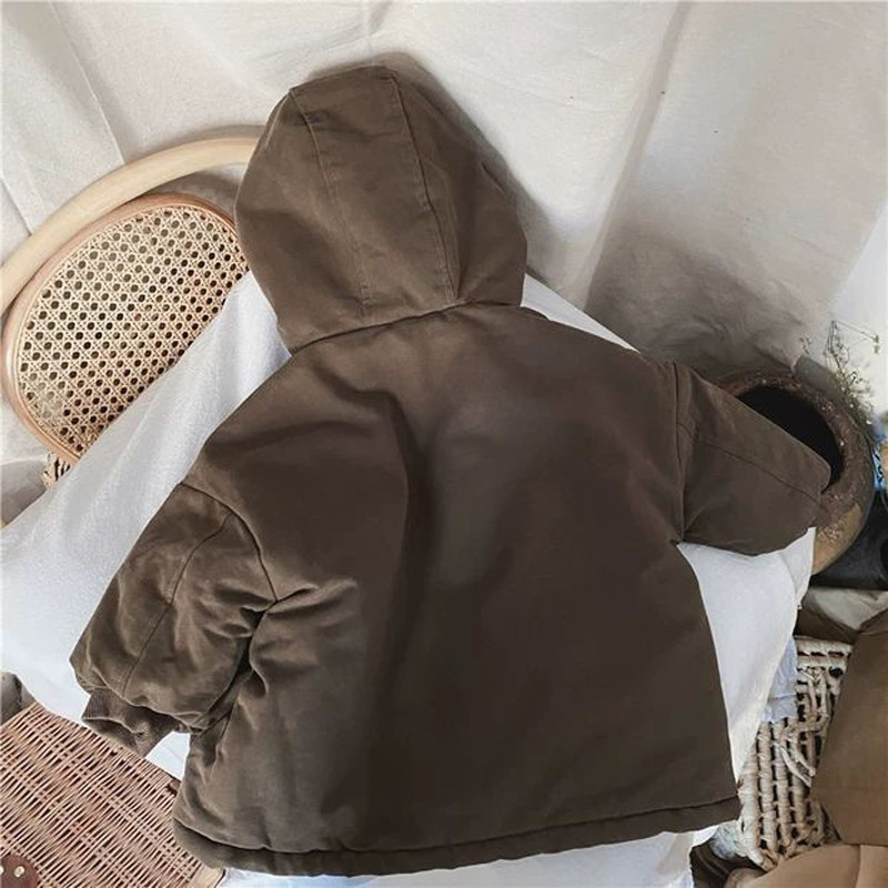 Téli kabát fiúknak pehelypamut kabát vastagított kapucnis ruhák nagy gyerekek plüss bélésű felsőruházat fekete barna XMP509