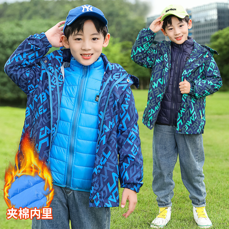 Téli iskolai gyerek felszerelés fiú kapucnis felsők cipzáras dzseki + pamut párnázott bélésű gyermek ábécé meleg Parka 3-14 éves korig XMP117