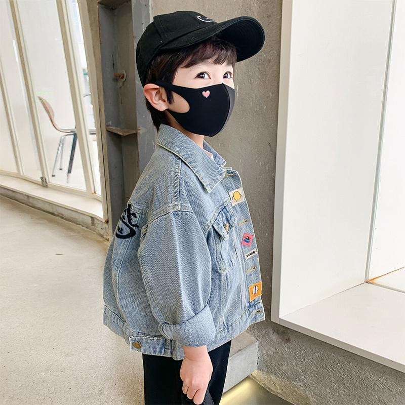 Poiste teksajakk, värviline lapiline lahtikäiv krae, üherealine 2023. aasta kevad-sügis helesinine, moodne 5–14-aastased