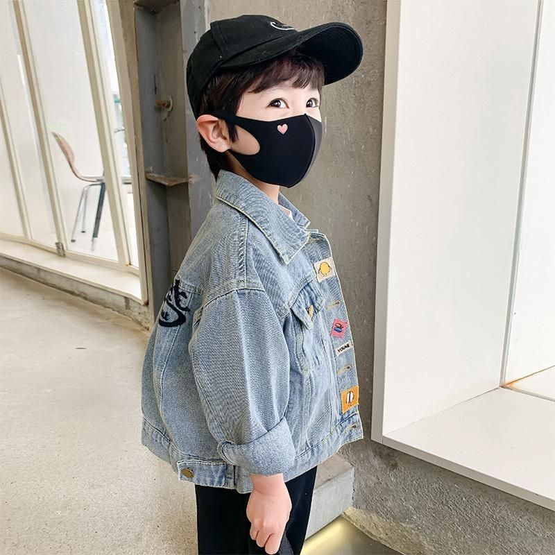 Poiste teksajakk, värviline lapiline lahtikäiv krae, üherealine 2023. aasta kevad-sügis helesinine, moodne 5–14-aastased