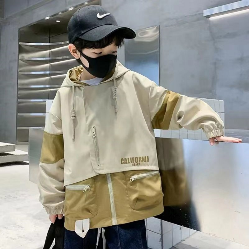 Saliktas ikdienišķas rāvējslēdzēja kapuces mēteļi pavasara rudens zēniem ielas apģērba jaka Bērnu modes ar pilnām piedurknēm apdrukātas drēbes