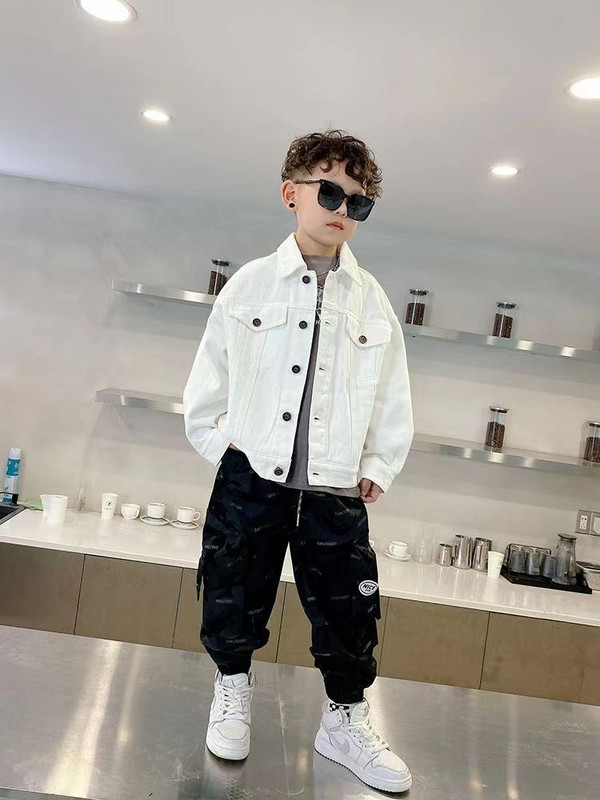 Pusaudžu 2023. gada jauns kovboju pavasara rudens bērnu mētelis īsa stila meitenēm džinsa jaka Modes zēnu apģērbs 3 4 5 6 7 8 9 10 11 Jā