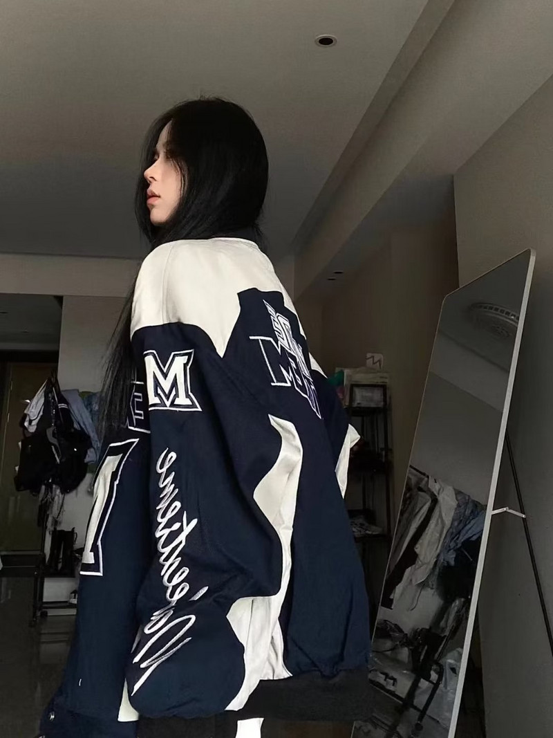 2023. gada sieviešu jaka pavasara rudens burtu apdruka High Street Style Vintage sacīkšu kostīmi Sieviešu lielizmēra garais mētelis