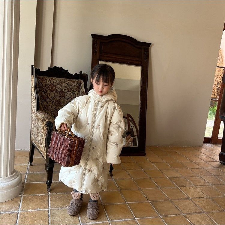 Pūkiniai mergaičių medvilniniai drabužiai žieminiai nauji drabužiai vaikams Madingi ilgi kūdikių paltai Viršutiniai drabužiai ilgomis rankovėmis Paprasta žemė