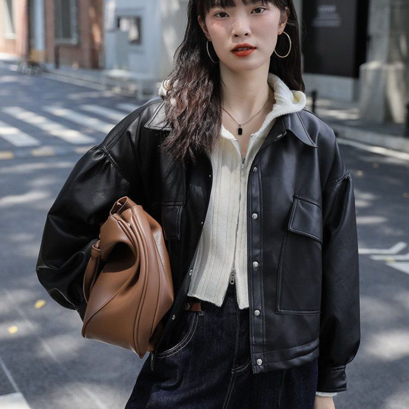 Ženska labava kožna jakna za proljeće 2023., ležerni dizajn, crna kratka motociklistička jakna, gotički, uski, tanki kaputi za djevojke Japan