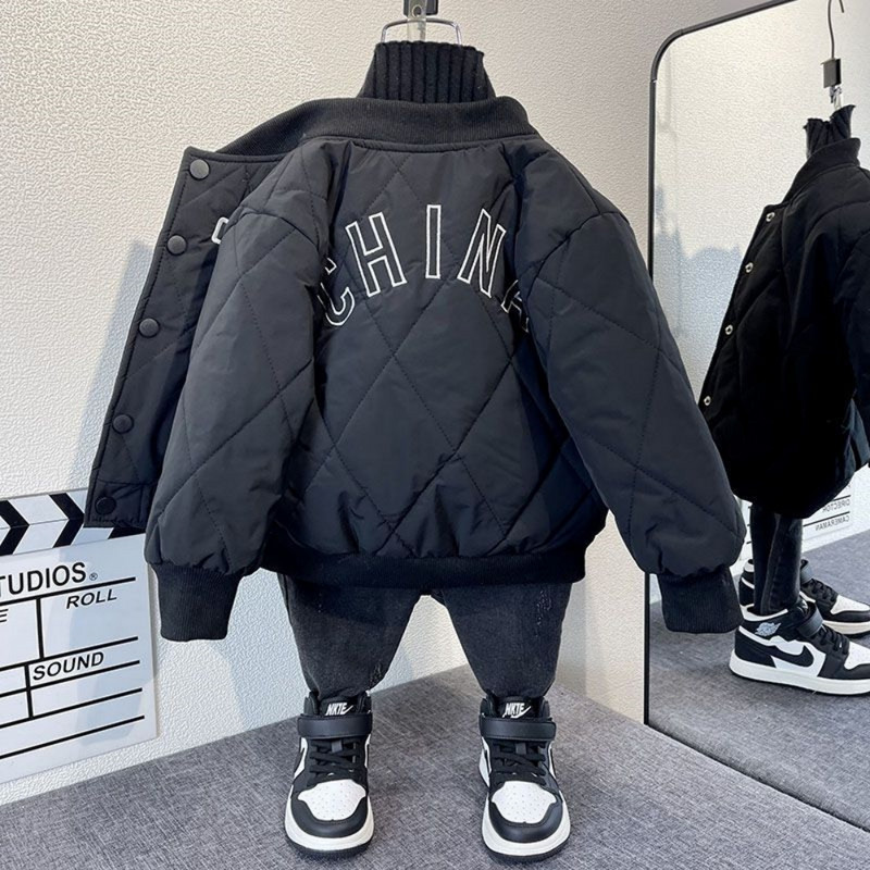 2023. Novi ležerni otisnuti kineski stil, jednobojni jednoredni jednokopčani O-izrez za dječake, svileni podstavljeni svileni konac, tople jesensko-zimske bejzbol kaputi