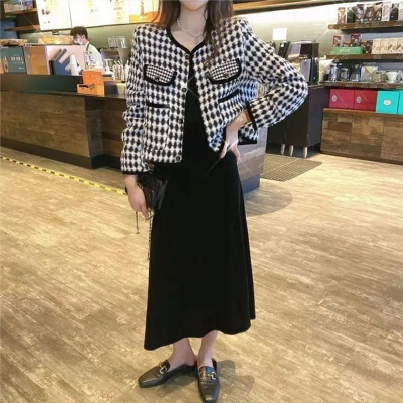 Jachete de bază femei stil francez design temperament decupat cu decolteu în V de toamnă îmbrăcăminte pentru femeie gingaș clasic cardigan cu picior de gală Nou