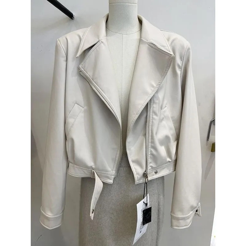 NOVO Proljeće Jesen PU kožna jakna s preklopnim ovratnikom i patentnim zatvaračem Ženska jednobojna kratka odjeća za motocikle Smeđi ženski kaput od meke kože