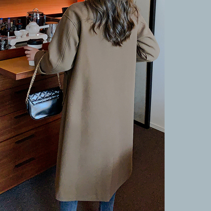 Vilnas retro izšūšanas lelles apkakle Sieviešu ziemas ērta ar garām piedurknēm, skaista taisna raga poga vienkrāsains vilnas mētelis