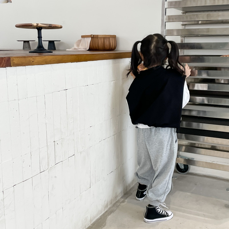 Veste korejiešu jauns rudens stils bērnu apģērbs zēnu meiteņu džemperis ikdienišķs adījums vienkrāsains pogas, vienas rindas daudzpusīgs virsdrēbes