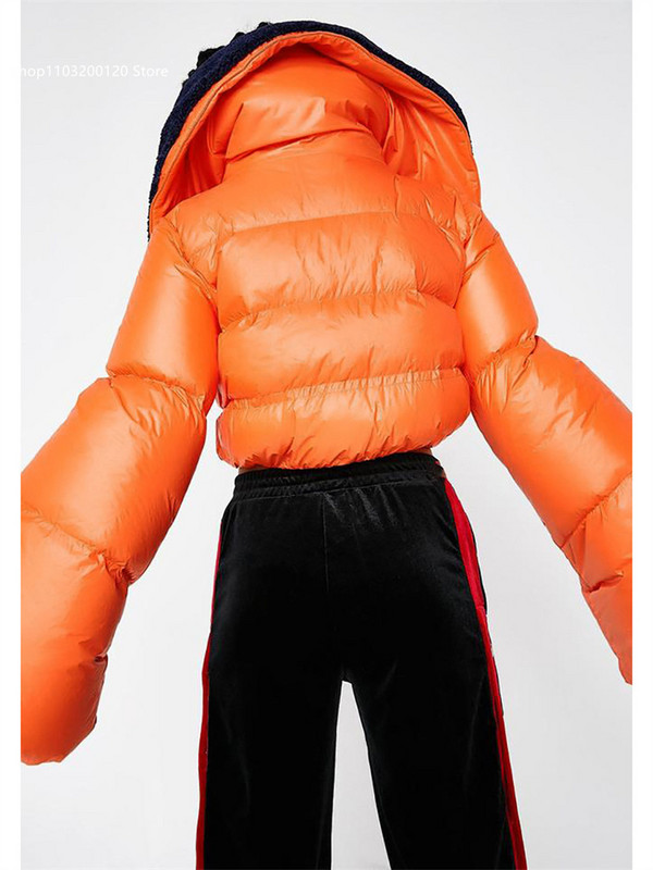 Jachetă de bumbac cu broderie de modă pentru femei Jachetă casual cu rever mare Jachetă căptușită scurtă și mică.