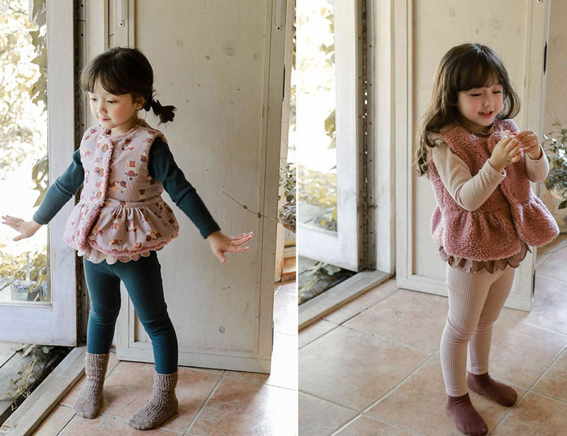 Vaikiški drabužiai mergaitėms Liemenė 2023 m. rudens žiemos apverčiama dėvėjimas gėlėmis marginta pliušinė medvilnė liemenė vienspalvė miela miela