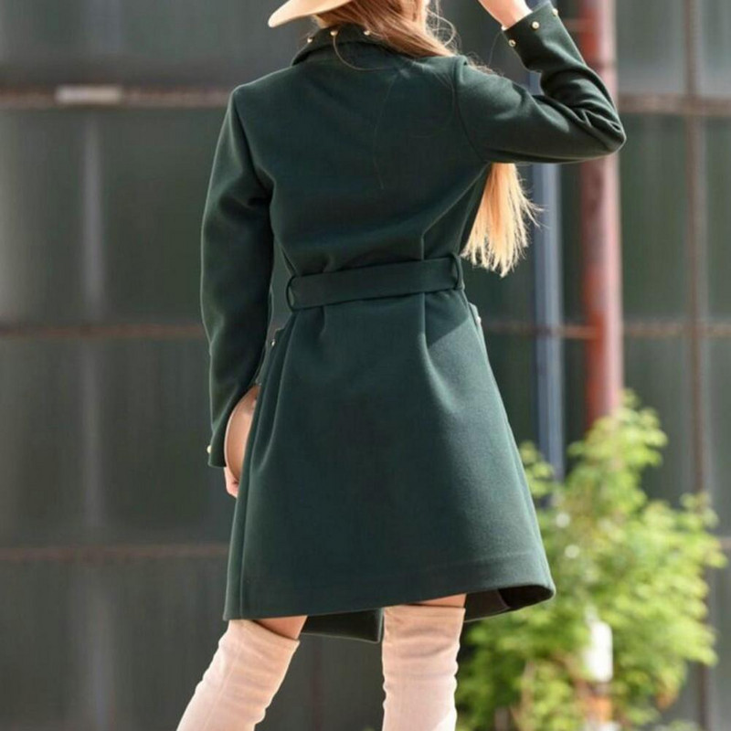 Ženski kaput, ovratnik s preklopom, dugi rukavi, remen na vezanje oko struka, dekor s zakovicama, srednje dugačak vuneni zimski topli ženski kaput, ulična odjeća