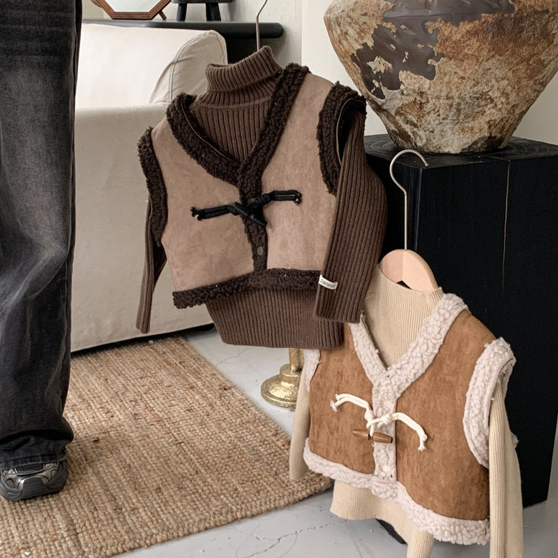 Meiteņu rudens un ziemas kažokādas integrēta veste 2023 Korejiešu meiteņu ārzemju stila jēra kažokādas biezināta plecu veste