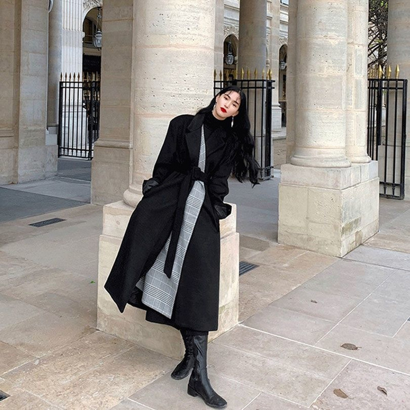 Modni vuneni kaput, ženski kaput jesen/zima 2023., novi crni kaput Hepburn stila, visoki kaput srednje duljine omotan oko struka
