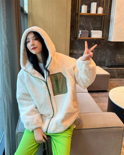 Jakne Harajuku Korejska modna ulična odjeća Ženska jakna s patentnim zatvaračem Jagnjeće runo Pliš Oversize Opušteni bijeli zimski kaputi s kapuljačom