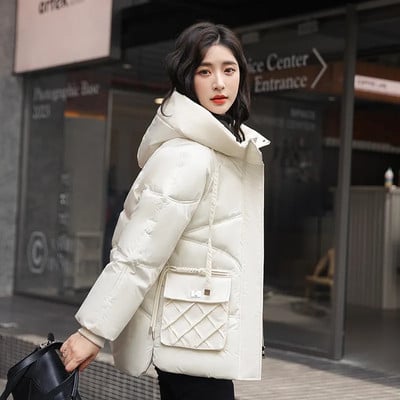 2023 Îmbrăcăminte lejeră pentru pâine, iarnă, haine noi, scurte, căptușite din bumbac, pentru femei, versiunea coreeană, haină îngroșată pentru studenți.
