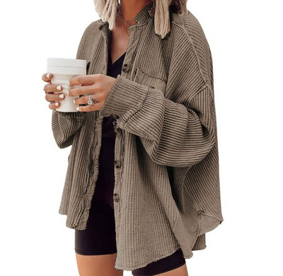 2023. gada rudens jauns produkts Mētelis Mode Ikdienas atloks Kabatas panelis Neregulārs kreklu jaka Sieviešu vienkrāsains kreklu jakas topi