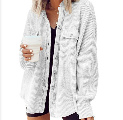 2023. gada rudens jauns produkts Mētelis Mode Ikdienas atloks Kabatas panelis Neregulārs kreklu jaka Sieviešu vienkrāsains kreklu jakas topi