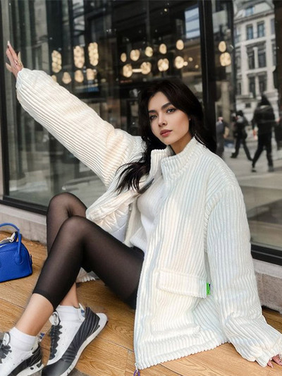 Jednobojna prugasta ženska jakna jesen zima dugih rukava s kićankama i patentnim zatvaračima veliki džep ženski kaput 2023 Modni ležerni ženski topli kaputi