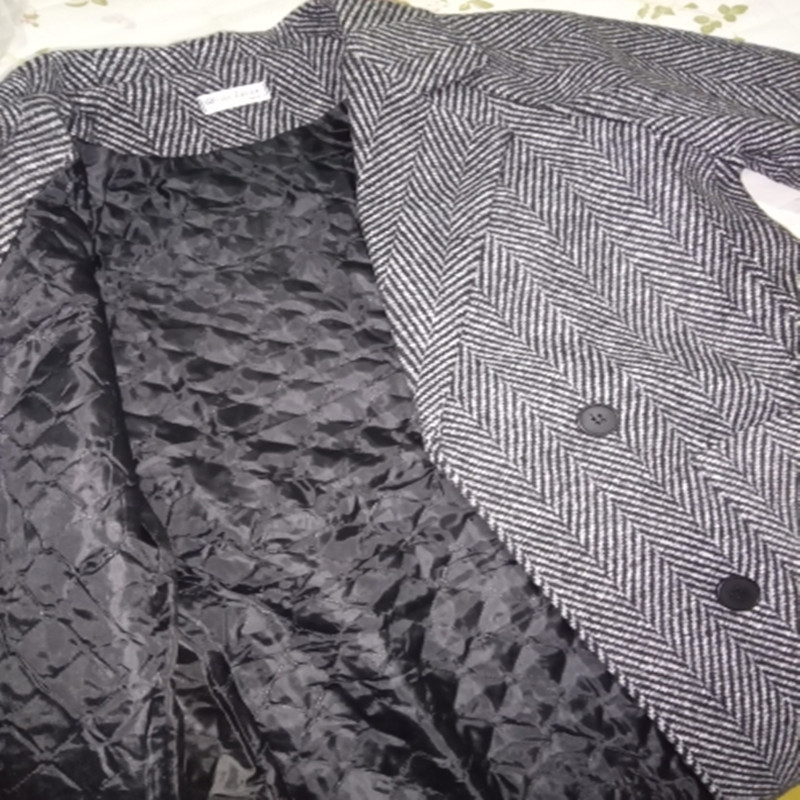 Karirani kaput Ženski ženski vuneni sako 2023 Novi jesenski i ženski jesenski zimski kaput Zadebljani mali vuneni kaput srednje dužine