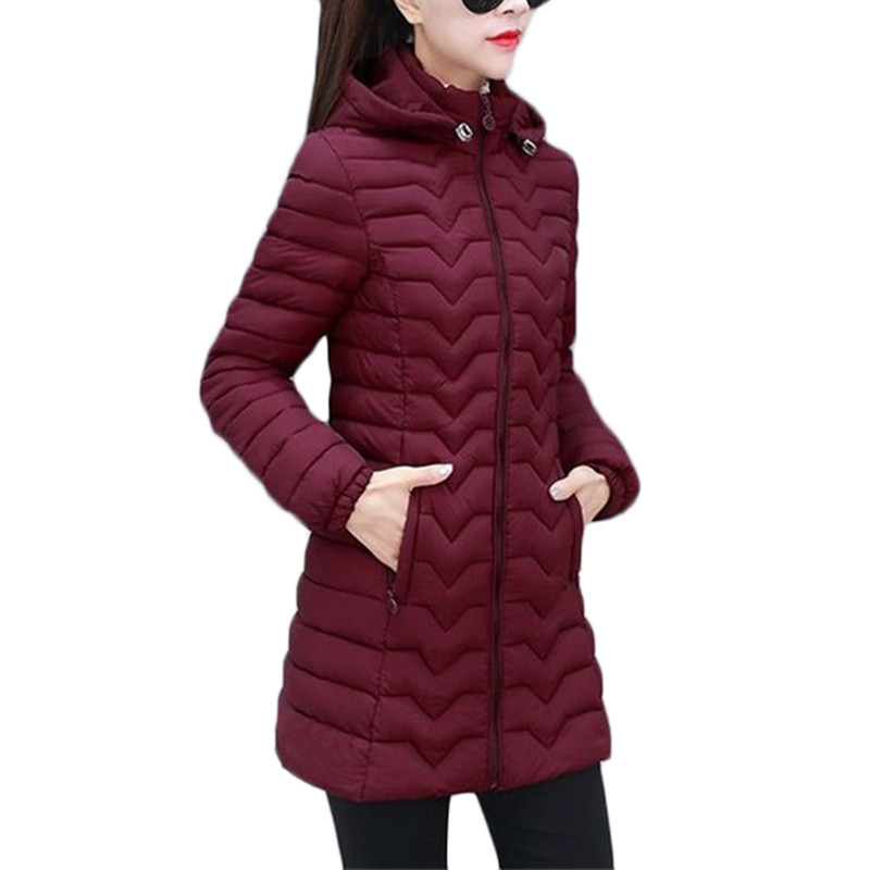 Nova lagana tanka pamučna jakna za žene Jesen Zima široke tople pamučne jakne Modne ženske ležerne parke s kapuljačom 6XL F748