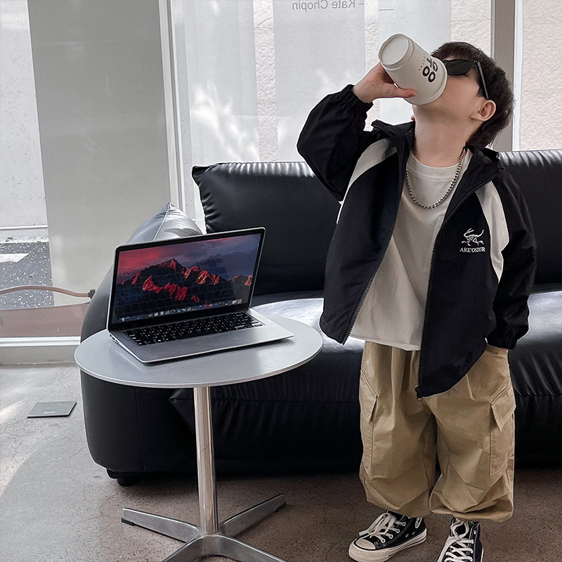 Îmbrăcăminte exterioară pentru copii 2023 Toamna Nou Cool Top Brodat Băieți Charge Fashion îmbrăcăminte exterioară 278