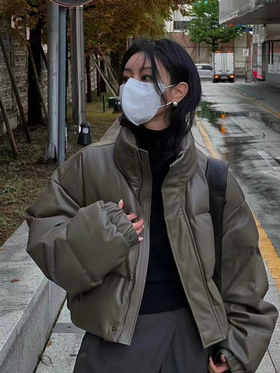 Īss PU ādas kokvilnas mētelis Sieviešu ziemas Jauns biezināts maizes mētelis Sieviešu mētelis Sieviešu jaka jaka sievietēm