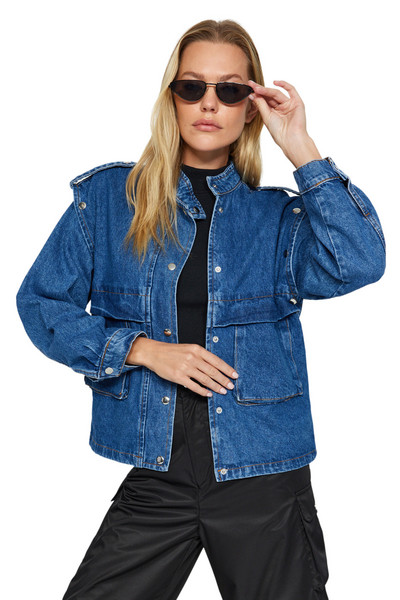 Trendyol sieviešu liela izmēra jaka ar garām piedurknēm