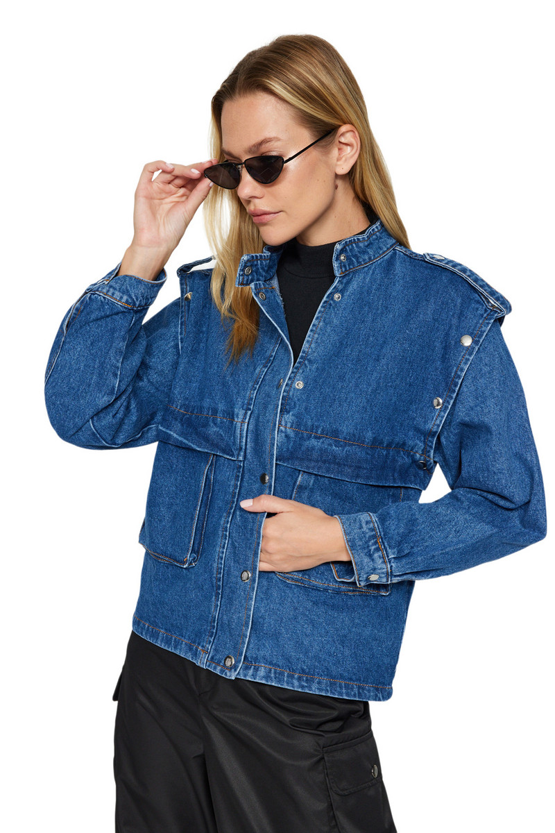 Trendyol sieviešu liela izmēra jaka ar garām piedurknēm