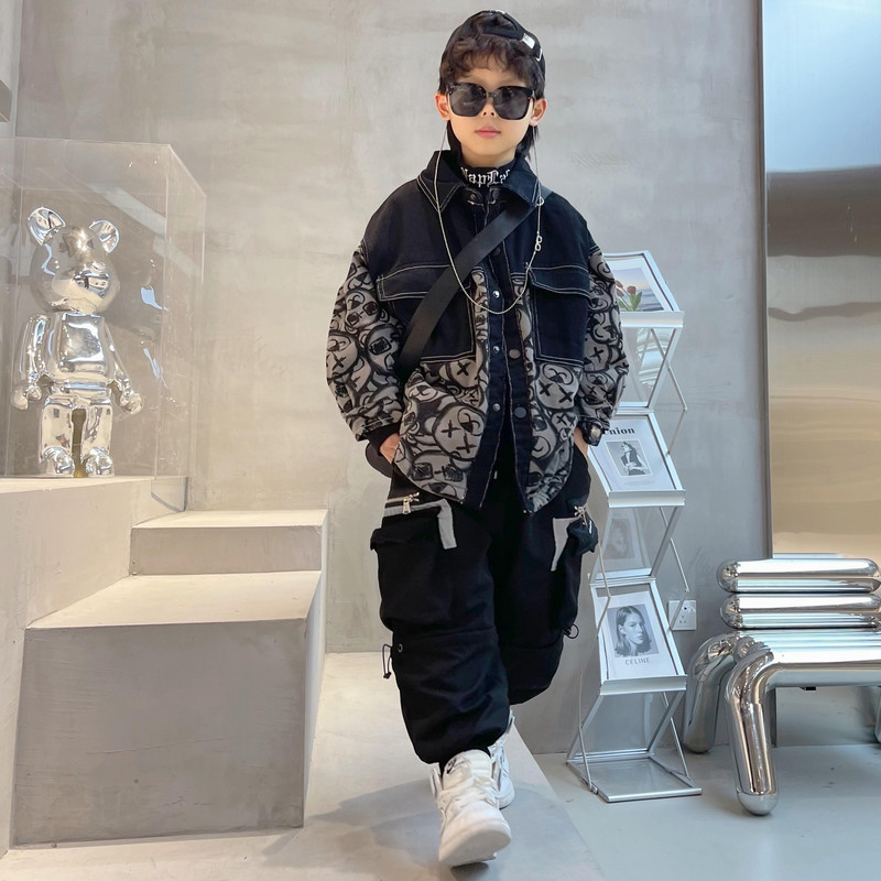 Karstā izpārdošana 2022. gada džinsa jaka zēniem Modes mēteļi Bērnu apģērbi rudens zīdaiņu meiteņu apģērbi Virsdrēbes Vēstule Džinsu jaka Mētelis