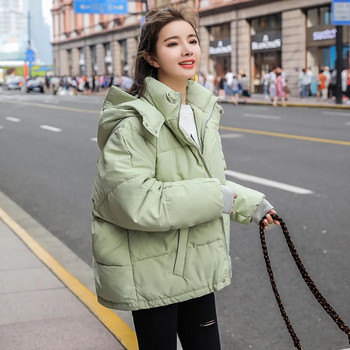 2023 Ново късо зимно яке Дамско топло памучно яке с качулка Парки Дамско свободно корейско палто с памучна подплата