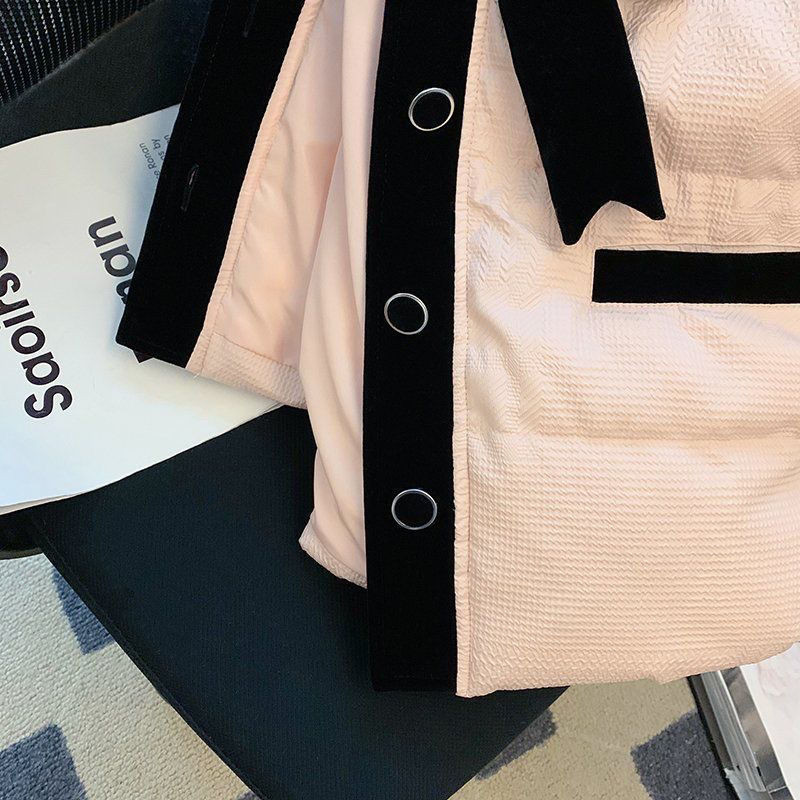 2023 m. žiemos naujos mados V formos iškirptės sagos ilgomis rankovėmis Parkas Moterų korėjietiško stiliaus lankelis, kontrastingos spalvos, laisvas laisvalaikis, universalus Y2K paltas