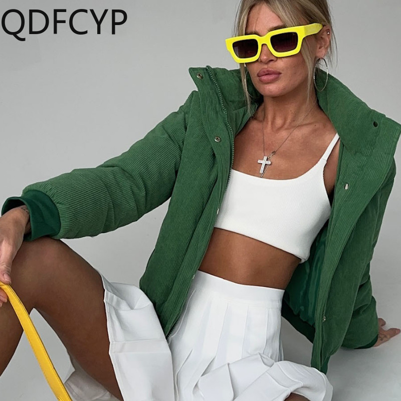 Toamnă 2023 paltoane pentru femei la modă dulce rece caldă velur cu mânecă lungă jachete scurte îngroșate High Street versatilă Top femei