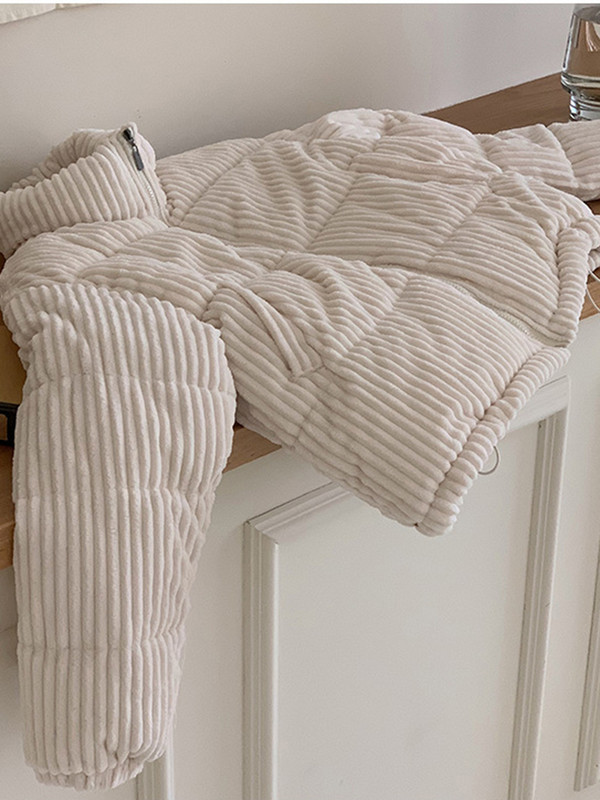 Modna jesensko-zimska parka 2023. Široki samt kaputi Vintage, ležerni, samostojeći ovratnik Pamučno podstavljena jakna Ženski pufer kaput