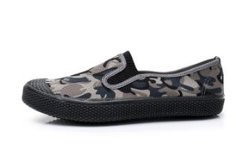 2023 m. Nauji vyriški pavasario ir rudens mados laisvalaikio kamufliažiniai darbo draudimo batai Vyriški lauko sportiniai darbo batai