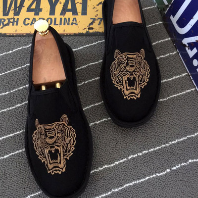 Vechi pantofi din pânză Beijing pentru bărbați, tipărire în stil tradițional chinezesc, machiaj facial, pantofi din pânză, broderie leneșă, pantofi cu talpă retro