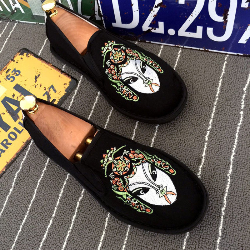 Vechi pantofi din pânză Beijing pentru bărbați, tipărire în stil tradițional chinezesc, machiaj facial, pantofi din pânză, broderie leneșă, pantofi cu talpă retro