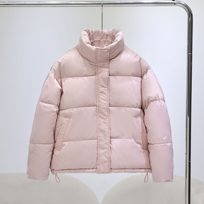 2023 m. moteriškas žieminis paltas Didelis šiltas moteriškas stovas apykaklė Medvilnine paminkštinta striukės saldainio spalvos paltai trumpi moteriški viršutiniai drabužiai