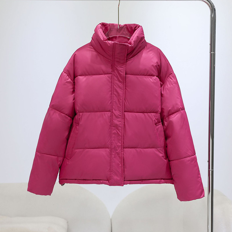 2023 m. moteriškas žieminis paltas Didelis šiltas moteriškas stovas apykaklė Medvilnine paminkštinta striukės saldainio spalvos paltai trumpi moteriški viršutiniai drabužiai