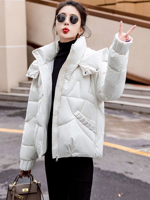 2023 m. žiemos moteriškos pūkinės striukės Itin lengvas šiltas laisvalaikio paltas Moteriška pūkinė striukė su gobtuvu Parka trumpas medvilninis paminkštintas paltas