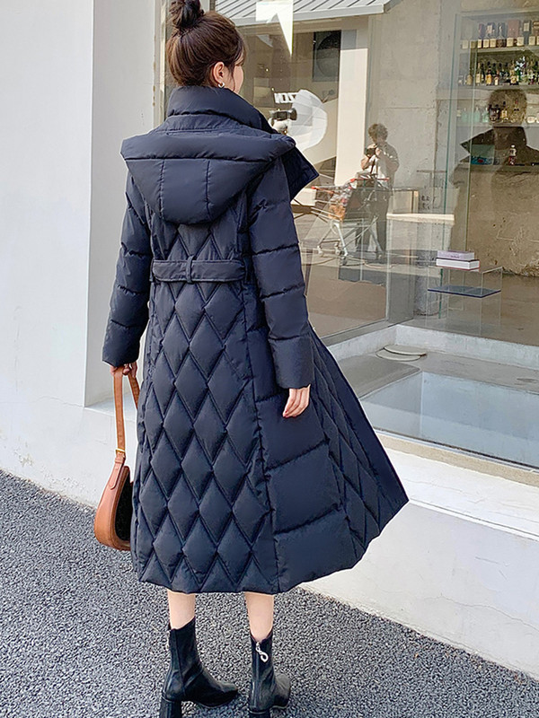 Zimske ženske donje jakne s remenom za 2023. Dugačka ženska pufer jakna s kapuljačom, podstavljene pamučne parke, deblji kaput otporan na vjetar