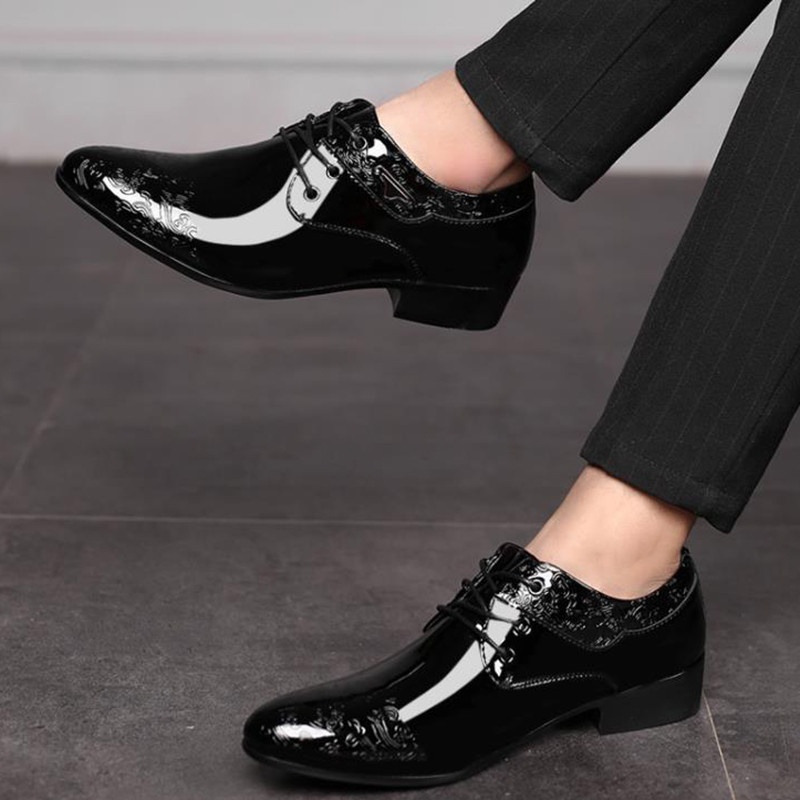 Ležerne poslovne cipele za muškarce Svečane cipele na vezanje Svečane crne lakirane brogue cipele za muška vjenčanja Uredske oksfordice
