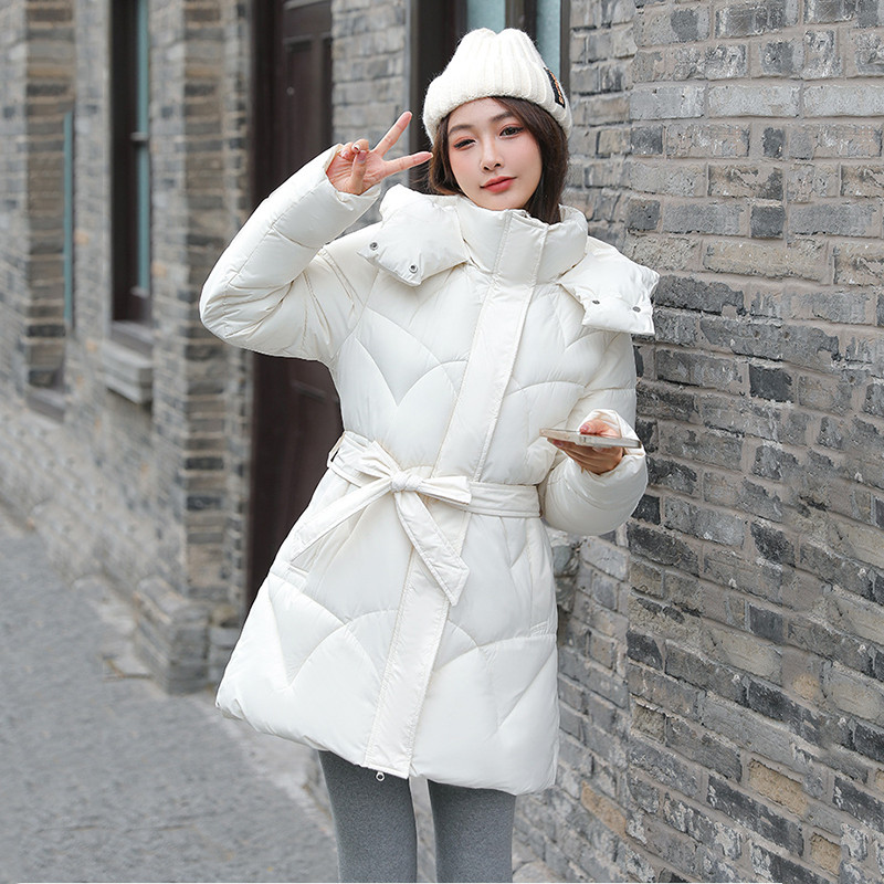 2023 m. žieminės moteriškos pūkinės striukės, medvilnine paminkštinta, šilta, laisvalaikio moteriška striukė su gobtuvu. Parka paltas