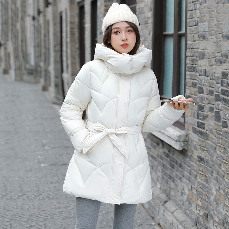 2023 m. žieminės moteriškos pūkinės striukės, medvilnine paminkštinta, šilta, laisvalaikio moteriška striukė su gobtuvu. Parka paltas