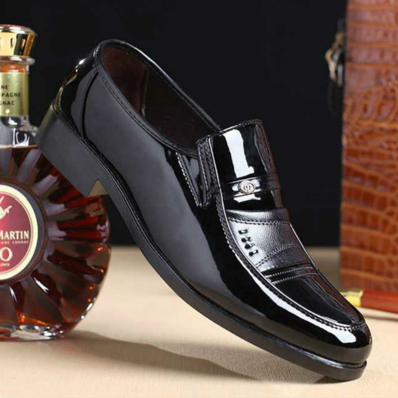 Proljetne muške kožne cipele Modne muške ravne cipele s okruglim prstima Muške poslovne svečane cipele Udobne uredske cipele Cipele za vjenčanje