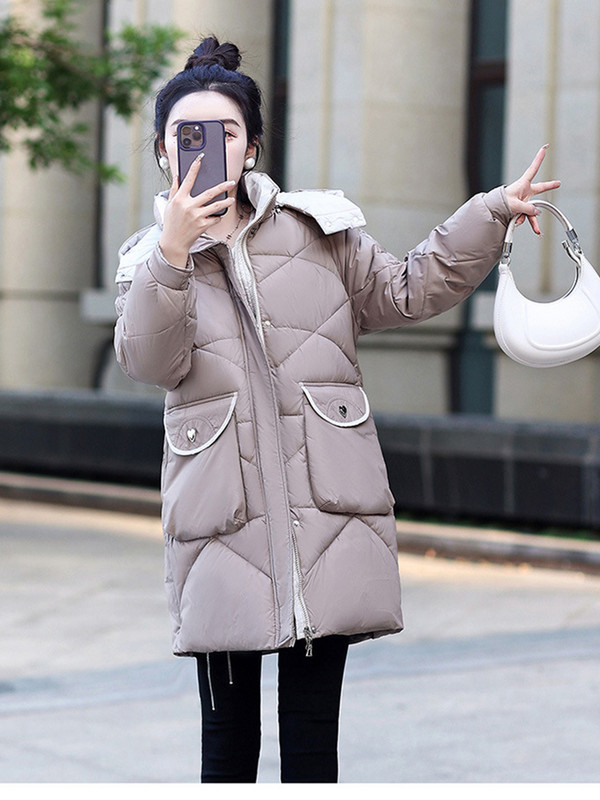 2023 m. žiemos moteriškos pūkinės striukės Itin lengvas šiltas laisvalaikio paltas Moteriška pūkinė striukė Medvilninis paminkštintas parkas su gobtuvu Parka paltas