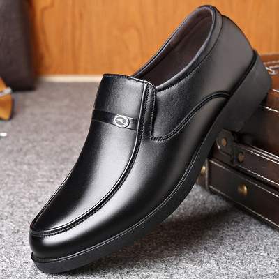 Rochie bărbați Pantofi italieni din piele PU Slip on Mocasin din piele pentru bărbați cu sclipici Pantofi formali pentru bărbați Pantofi cu vârf ascuțit pentru bărbați2021