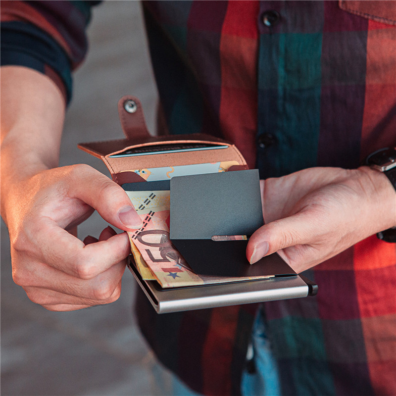 ID-krediit-pangakaardi omanik Meeste rahakott Luksuskaubamärgiga Anti Rfid Blocking Kaitstud PU-alumiiniumist õhuke mini-väike rahakott